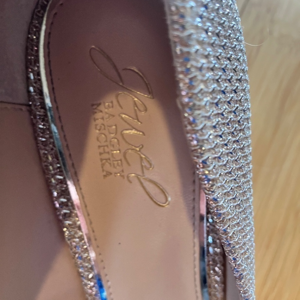 Jewel Badgley Mischka Women's Rudy Shimmer Pumps Silver - Picture 2 of 6